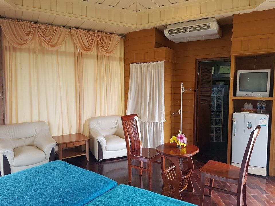 Rai Fhun Pen Jing Hotel Nakhonratchasima Exterior photo