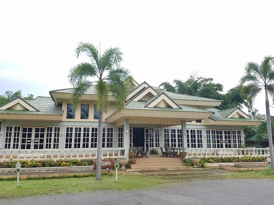 Rai Fhun Pen Jing Hotel Nakhonratchasima Exterior photo